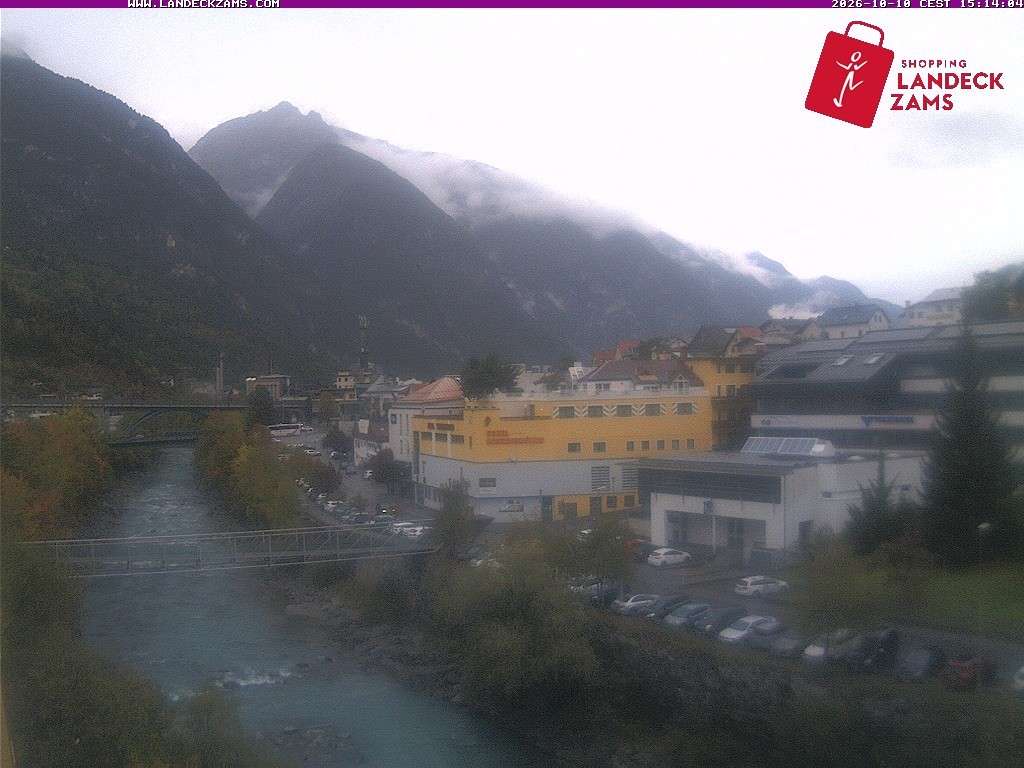 Archived image Webcam City of Landeck - River Inn