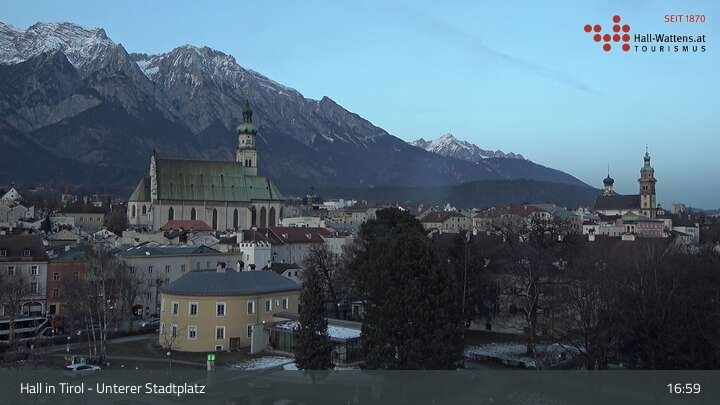 Archiv Foto Webcam Hall in Tirol - Unterer Stadtplatz