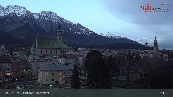 Archiv Foto Webcam Hall in Tirol - Unterer Stadtplatz