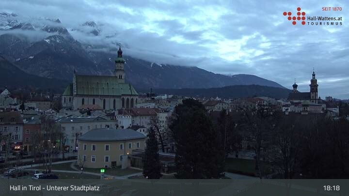 Archiv Foto Webcam Hall in Tirol - Unterer Stadtplatz