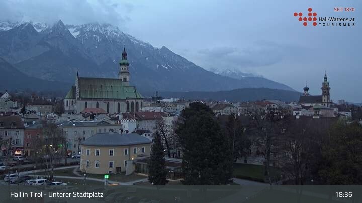 Archiv Foto Webcam Hall in Tirol - Unterer Stadtplatz
