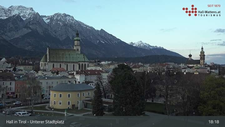 Archiv Foto Webcam Hall in Tirol - Unterer Stadtplatz