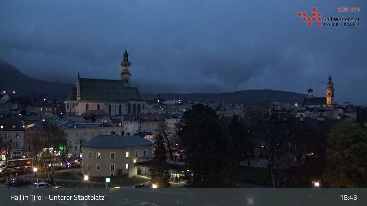 Archiv Foto Webcam Hall in Tirol - Unterer Stadtplatz