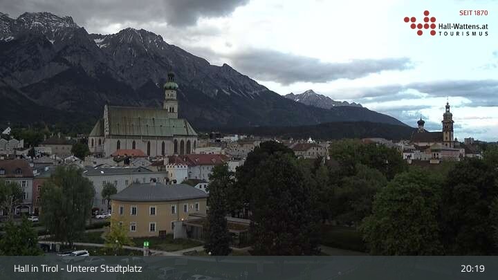 Archiv Foto Webcam Hall in Tirol - Unterer Stadtplatz