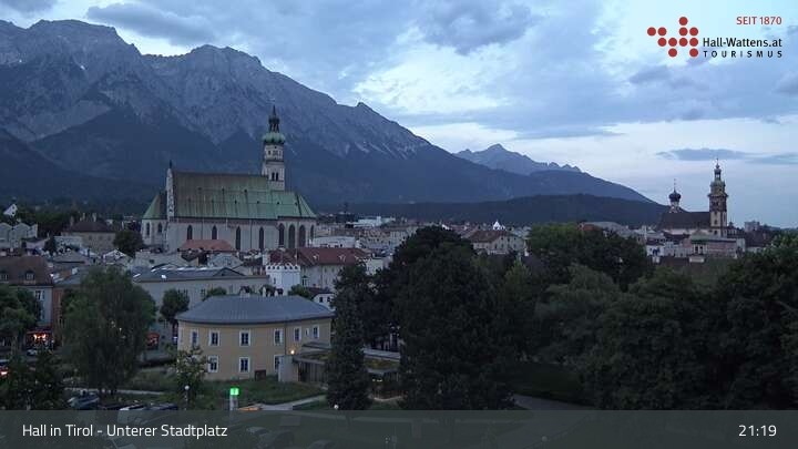 Archiv Foto Webcam Hall in Tirol - Unterer Stadtplatz
