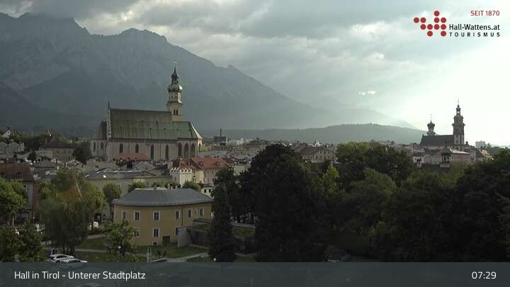 Archiv Foto Webcam Hall in Tirol - Unterer Stadtplatz