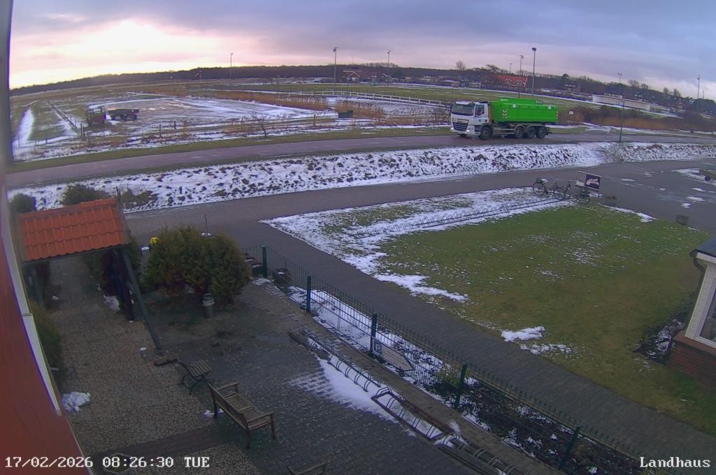 Archiv Foto Webcam Langeoog: Landhaus am Schniederdamm