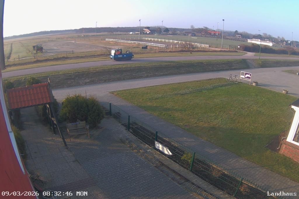 Archiv Foto Webcam Langeoog: Landhaus am Schniederdamm