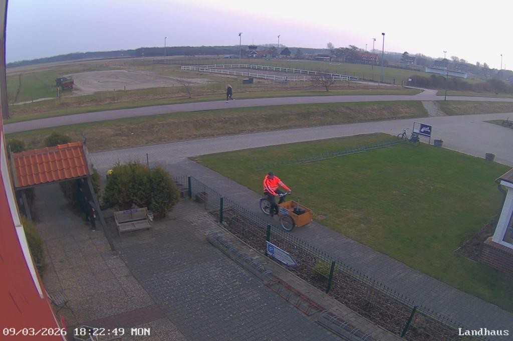 Archiv Foto Webcam Langeoog: Landhaus am Schniederdamm