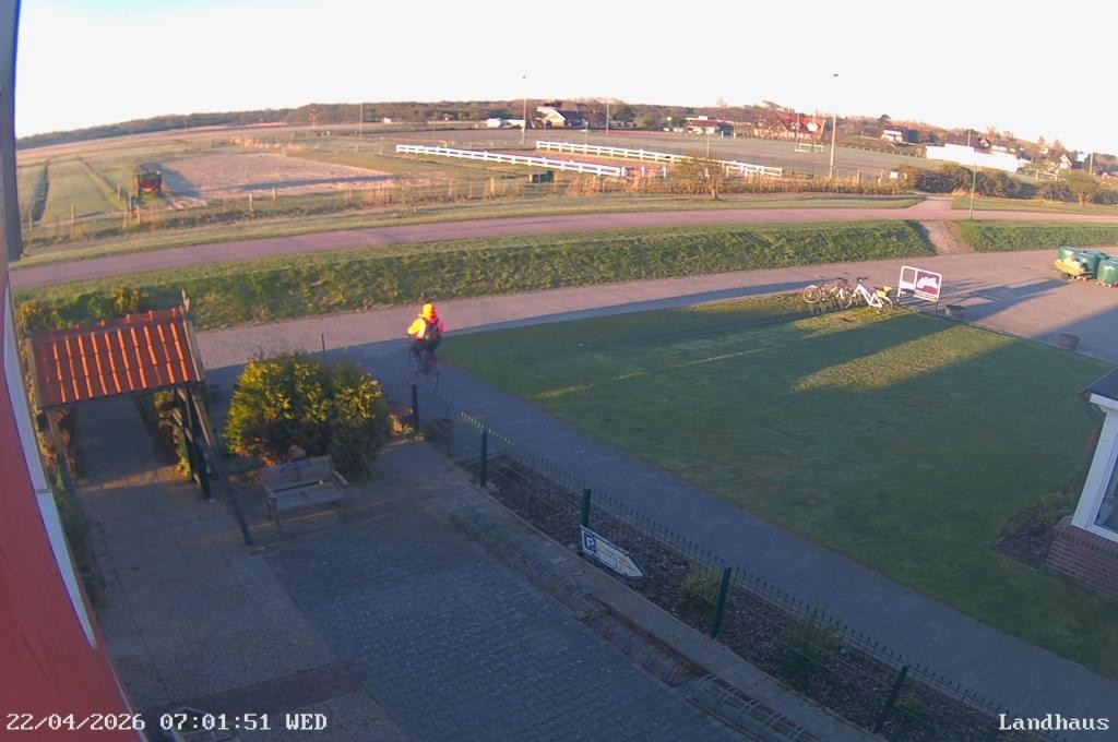 Archiv Foto Webcam Langeoog: Landhaus am Schniederdamm