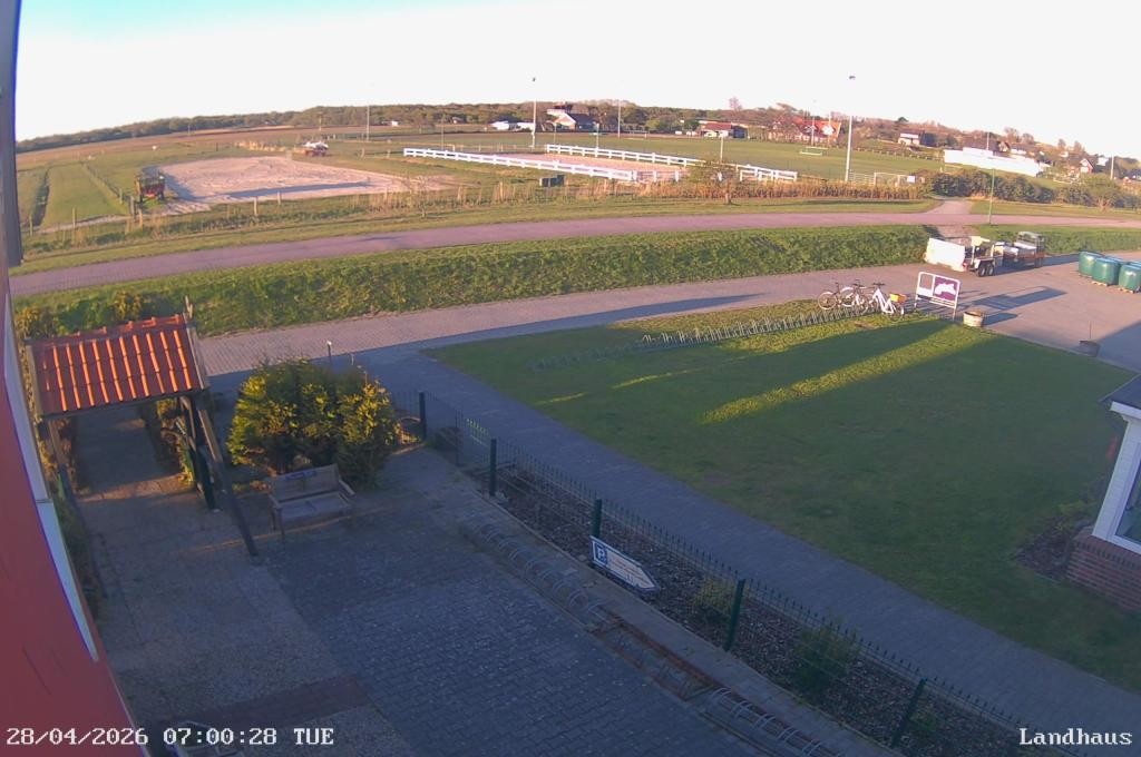 Archiv Foto Webcam Langeoog: Landhaus am Schniederdamm