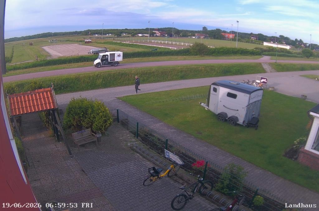 Archiv Foto Webcam Langeoog: Landhaus am Schniederdamm