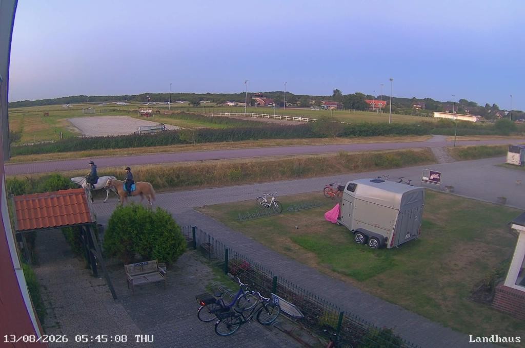 Archiv Foto Webcam Langeoog: Landhaus am Schniederdamm