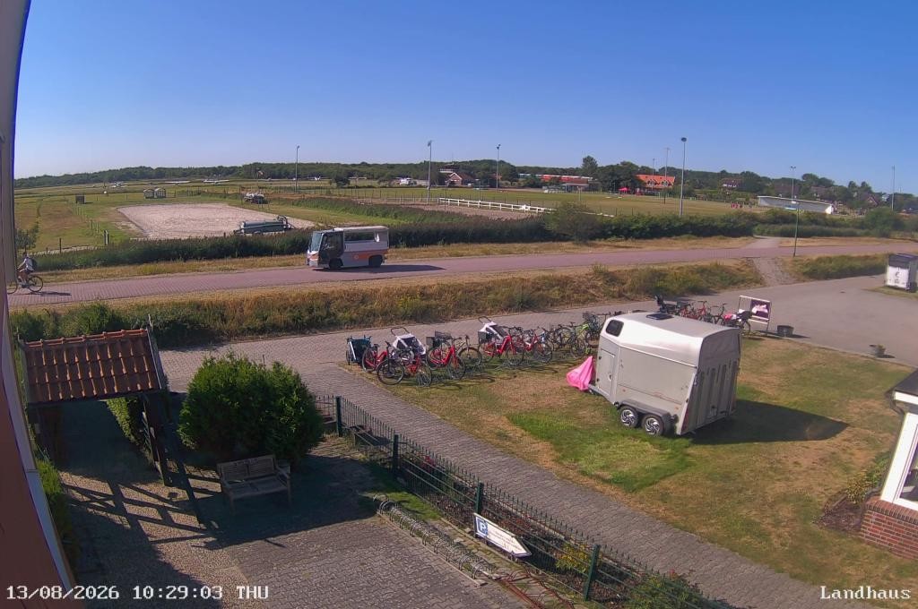 Archiv Foto Webcam Langeoog: Landhaus am Schniederdamm