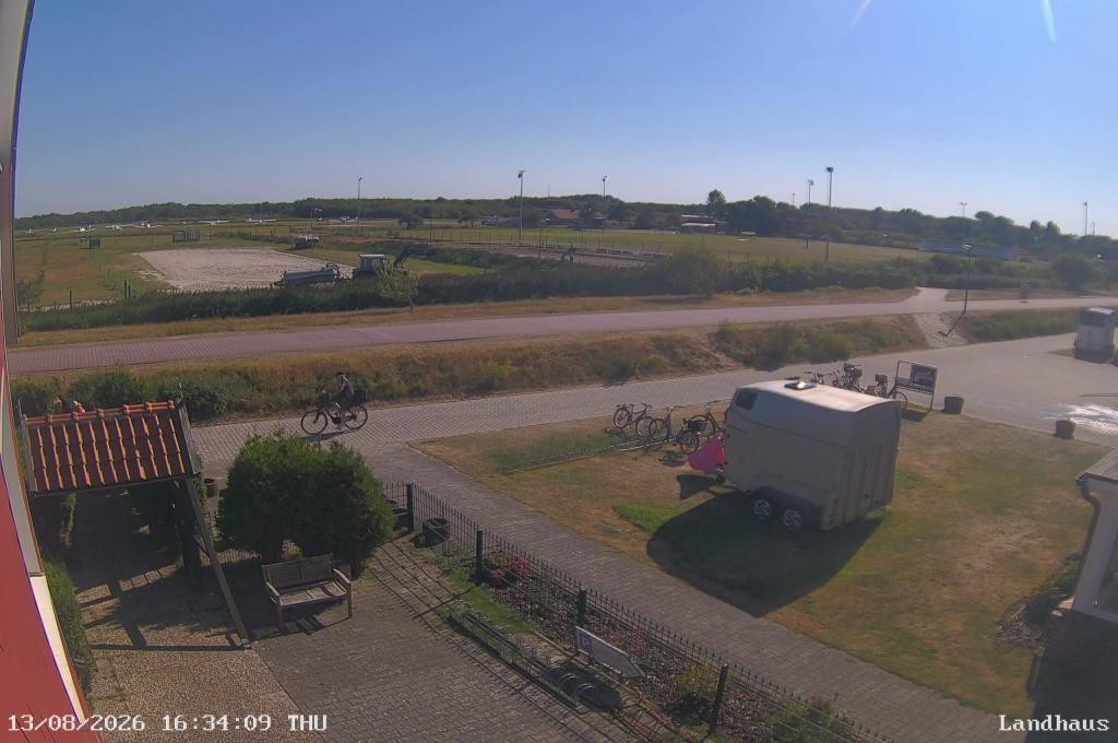 Archiv Foto Webcam Langeoog: Landhaus am Schniederdamm