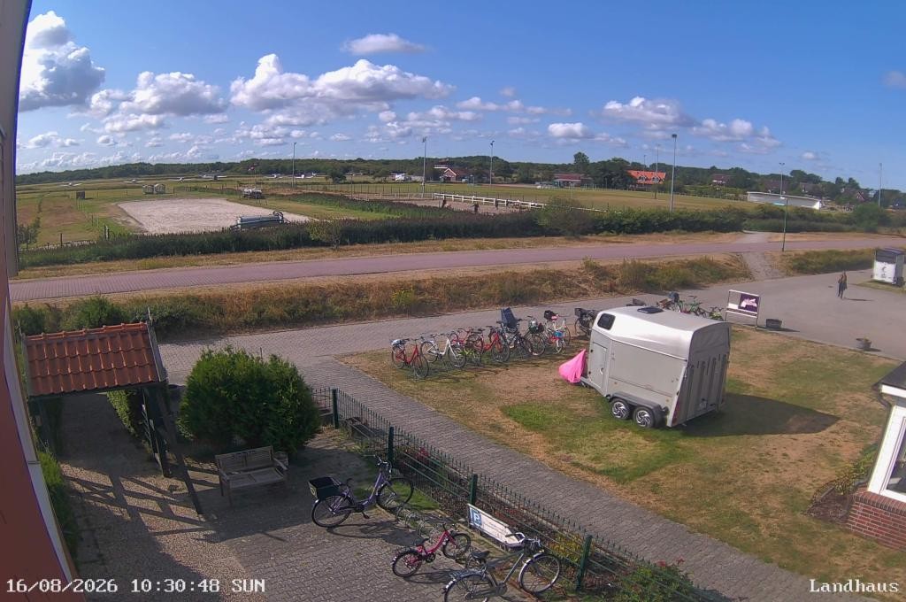 Archiv Foto Webcam Langeoog: Landhaus am Schniederdamm