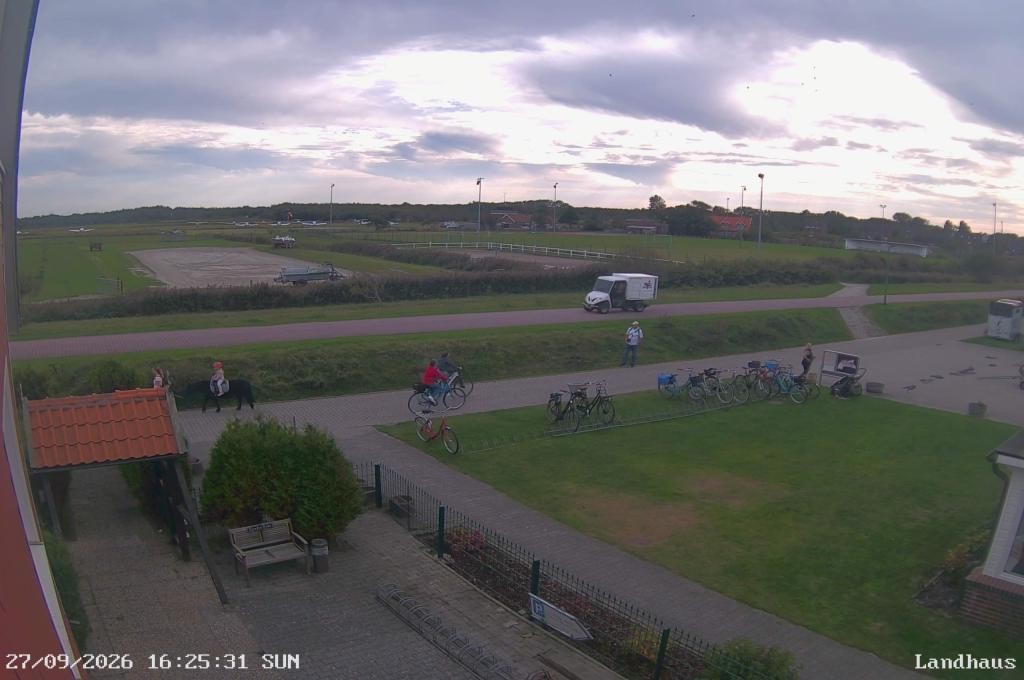 Archiv Foto Webcam Langeoog: Landhaus am Schniederdamm