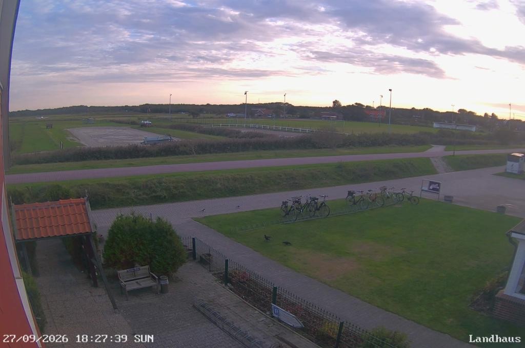 Archiv Foto Webcam Langeoog: Landhaus am Schniederdamm