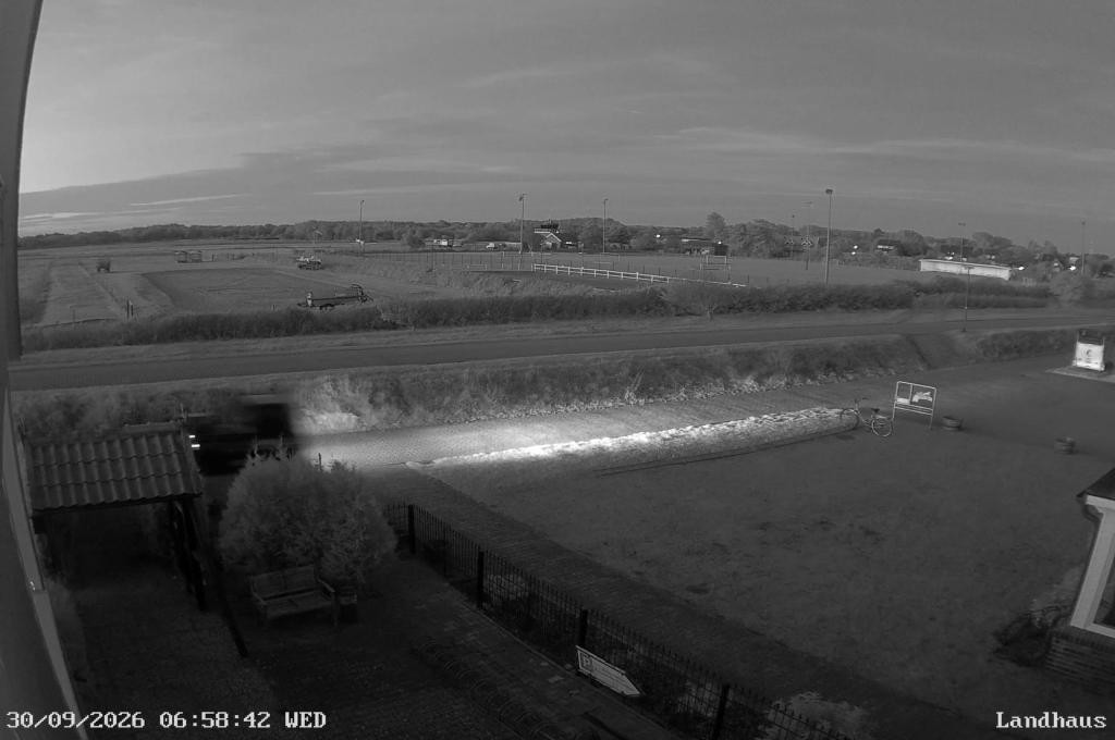 Archiv Foto Webcam Langeoog: Landhaus am Schniederdamm
