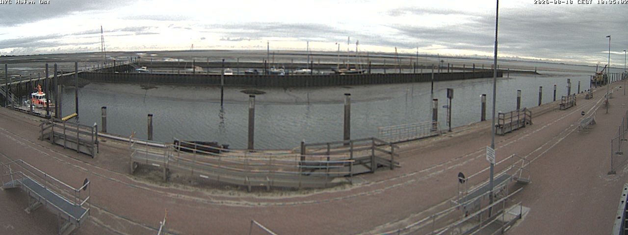 Archived image Webcam Wangerooge Harbour