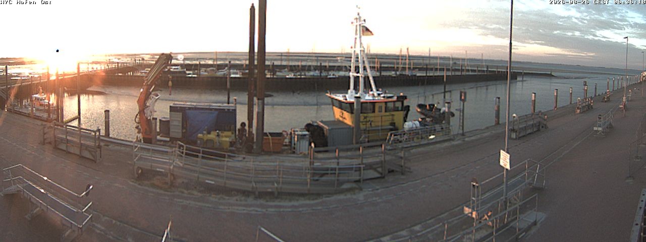 Archived image Webcam Wangerooge Harbour