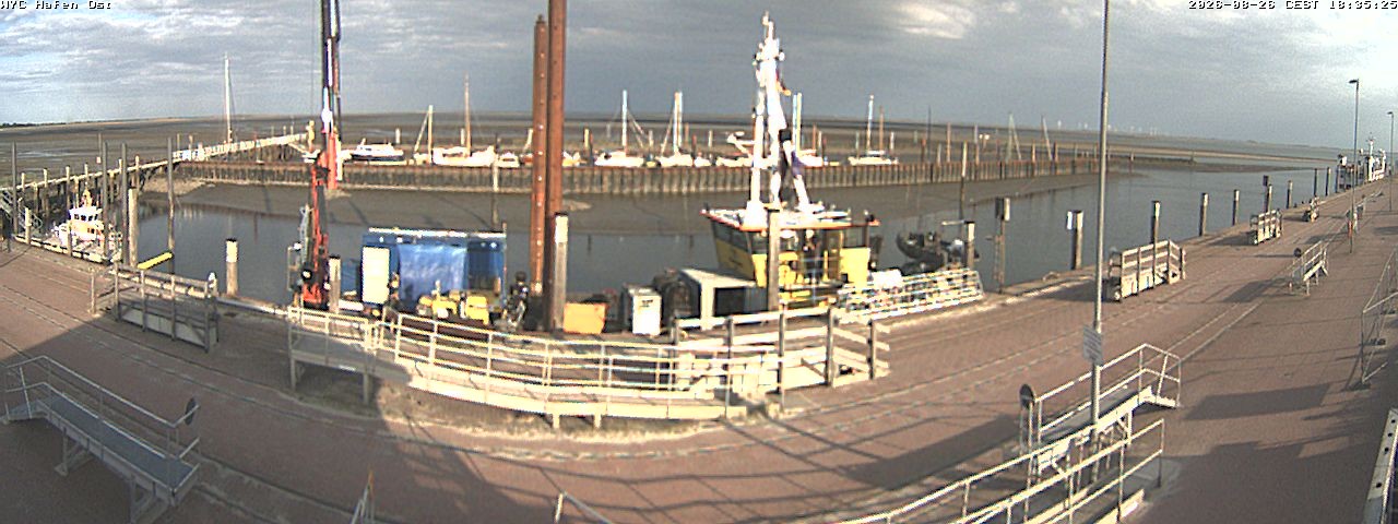 Archived image Webcam Wangerooge Harbour