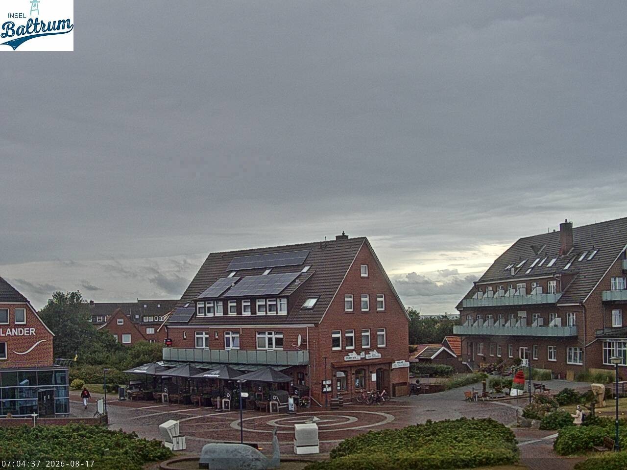 Archived image Webcam Market Square Baltrum