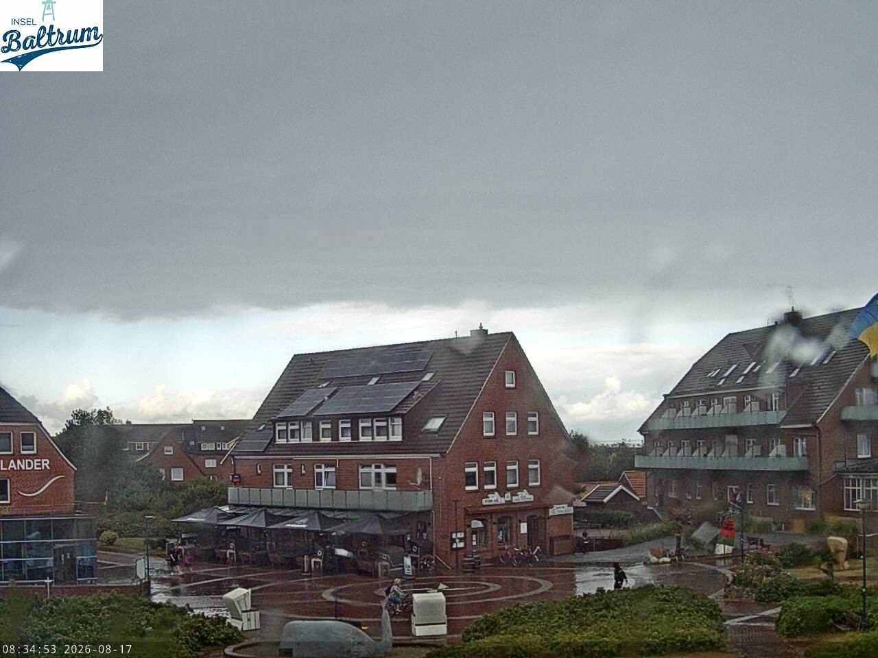 Archived image Webcam Market Square Baltrum