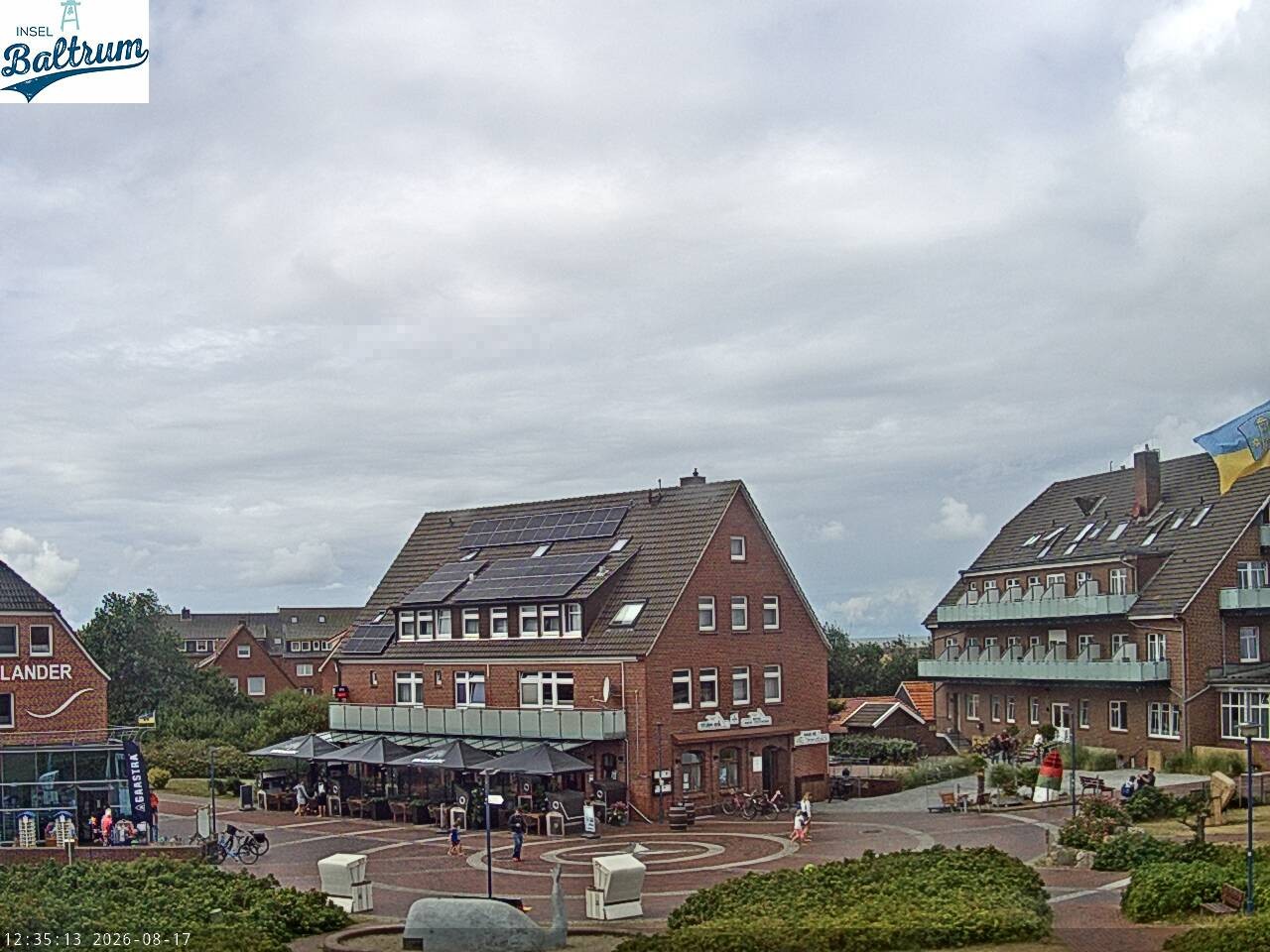 Archived image Webcam Market Square Baltrum