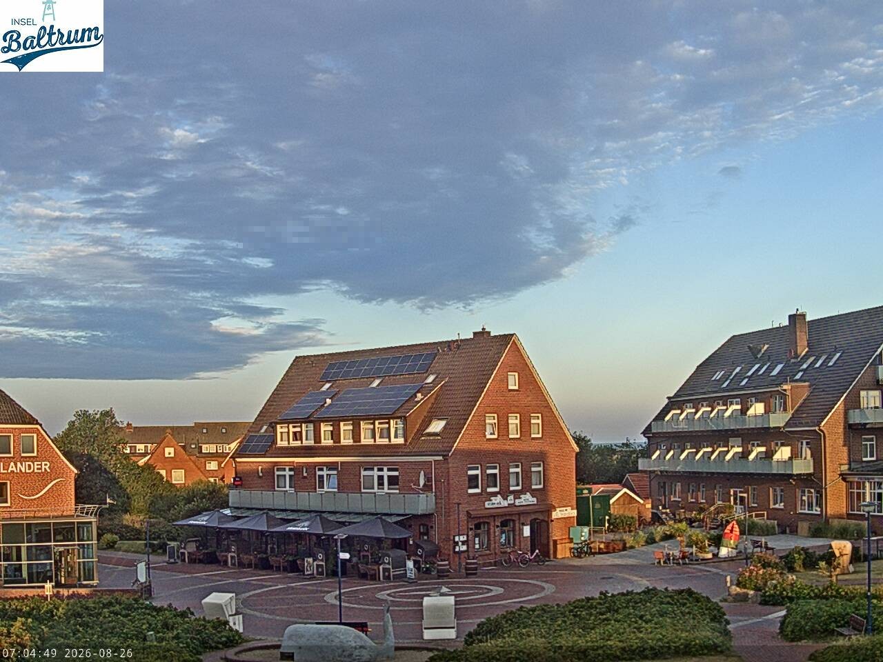 Archived image Webcam Market Square Baltrum