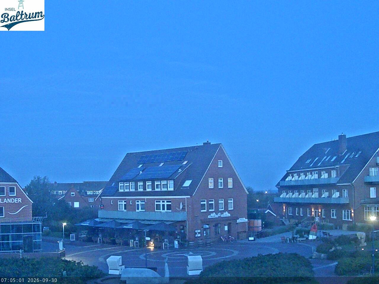 Archived image Webcam Market Square Baltrum