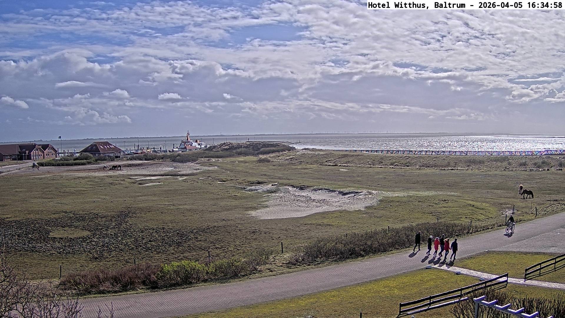 Archived image Webcam View of the harbour in Baltrum