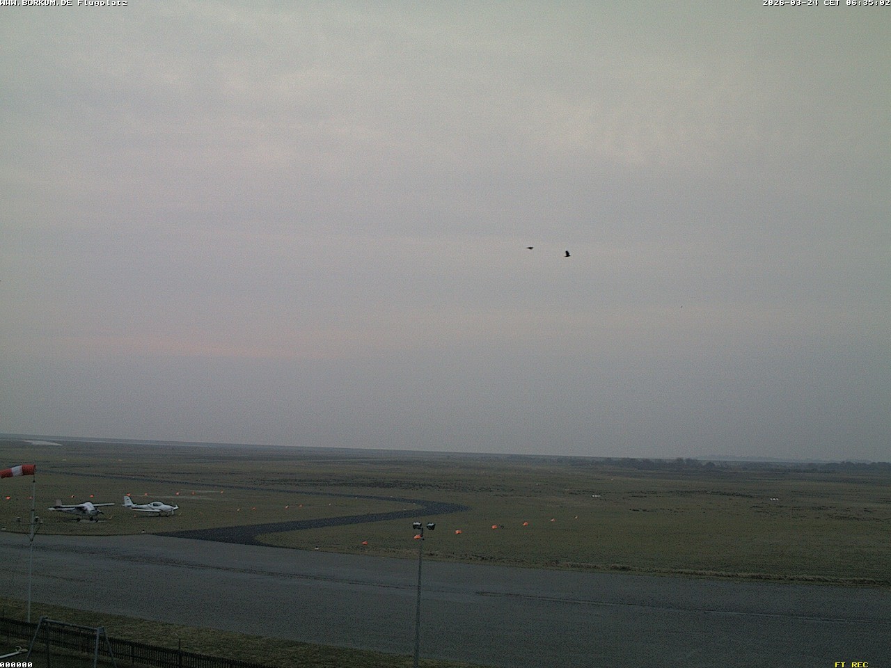 Archiv Foto Webcam Flugplatz in Borkum
