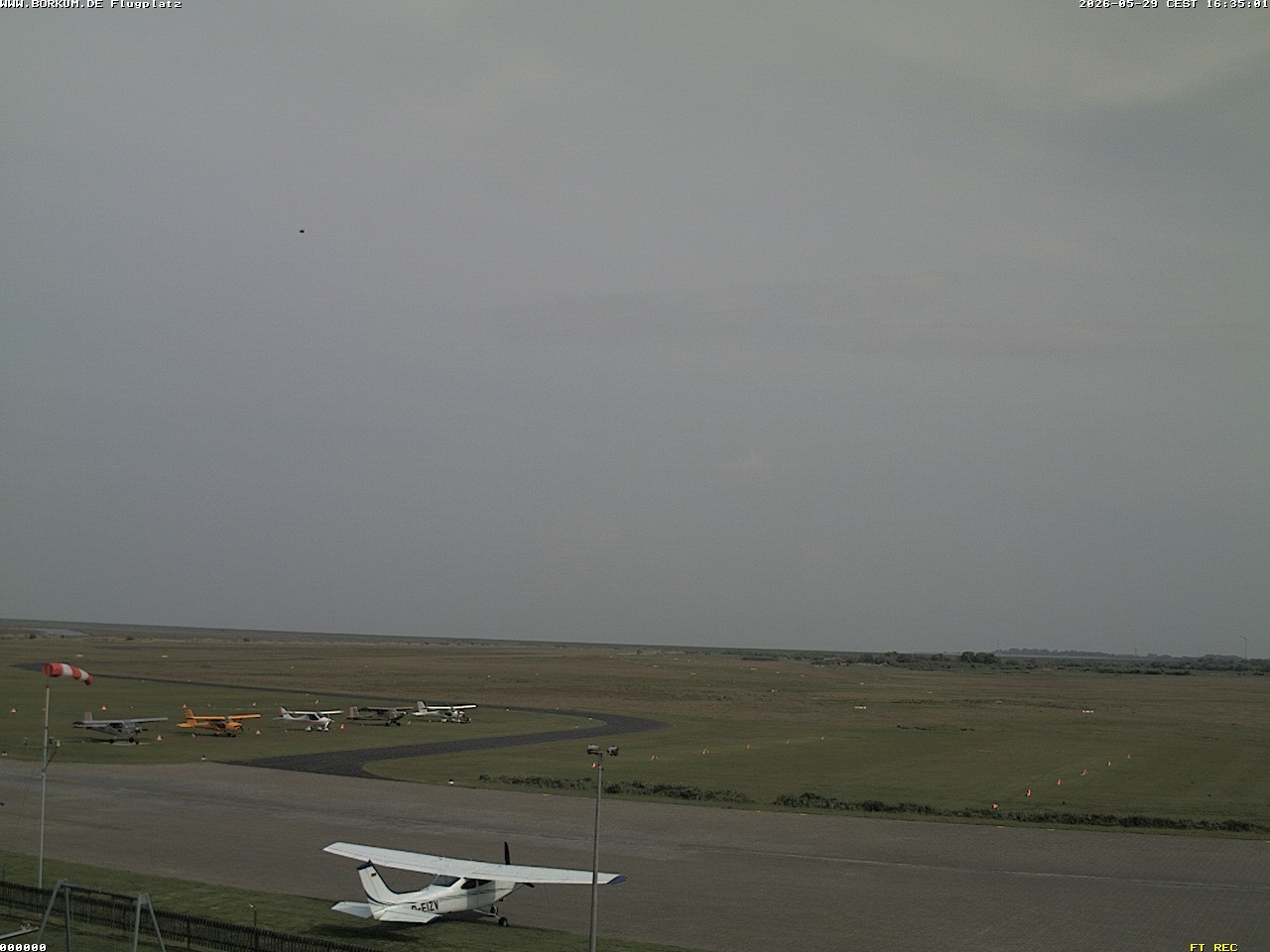 Archiv Foto Webcam Flugplatz in Borkum