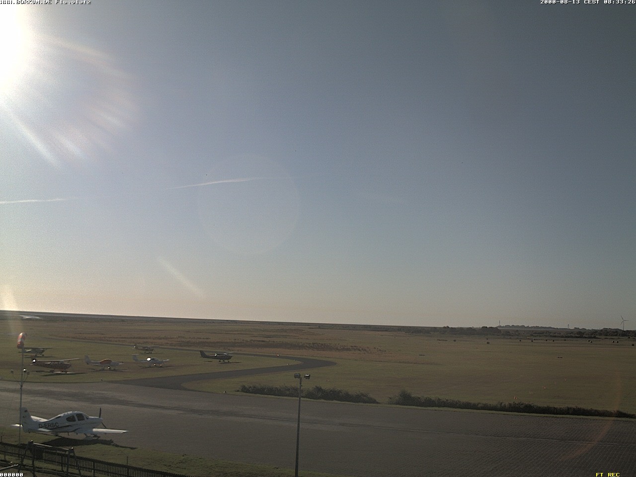 Archived image Webcam Airfield of Borkum