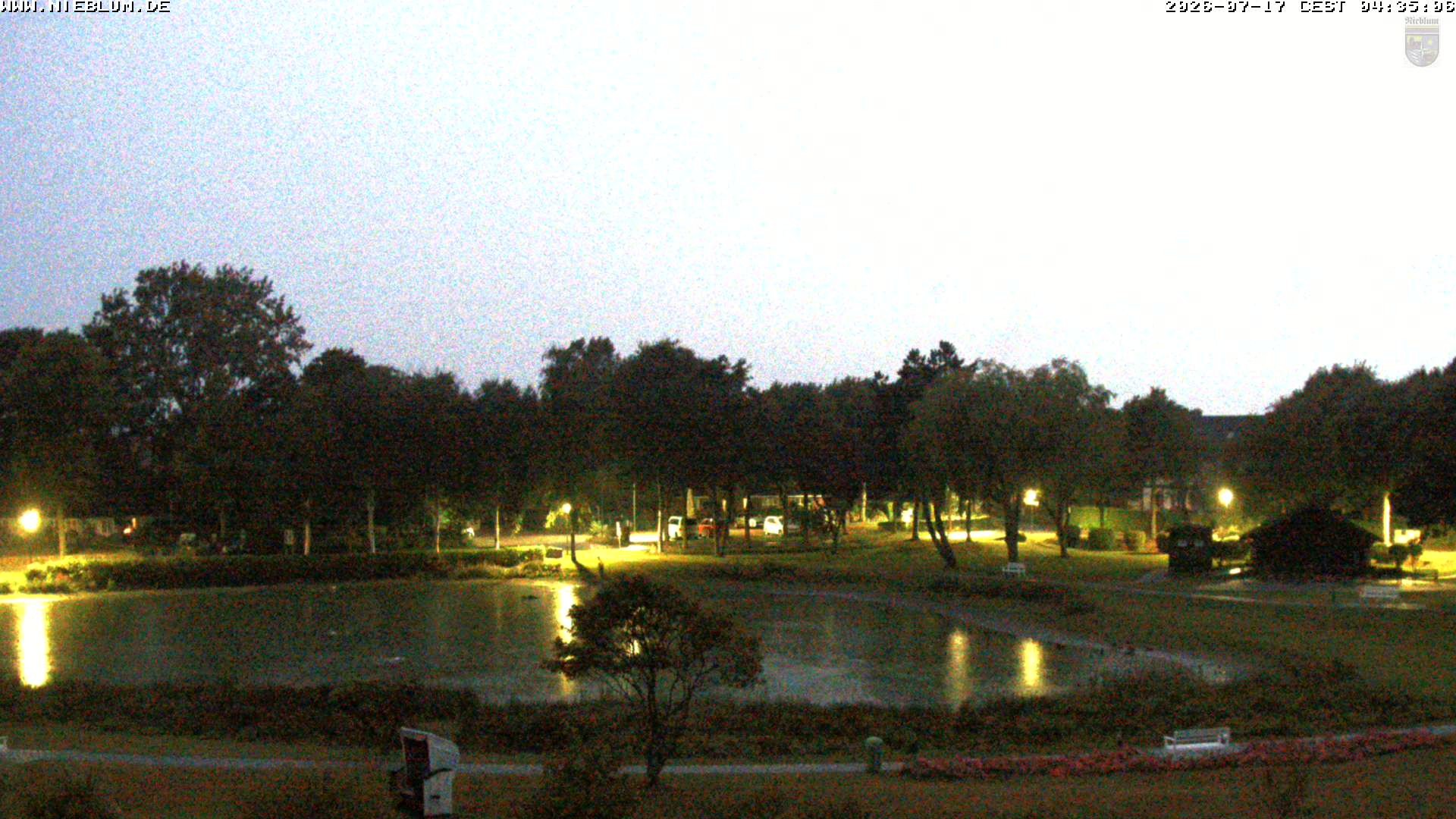 Archived image Webcam Nieblum - Park