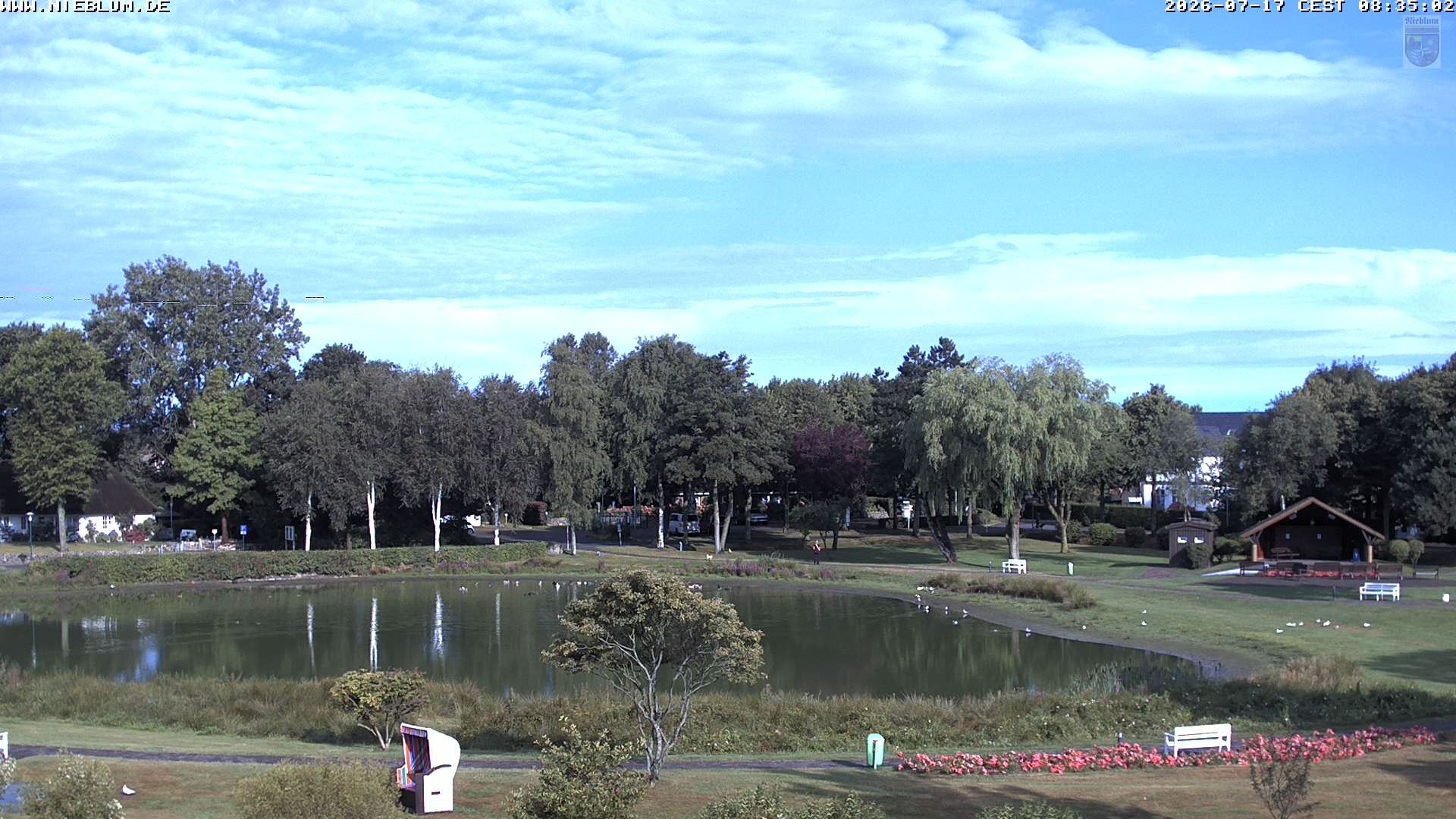 Archived image Webcam Nieblum - Park