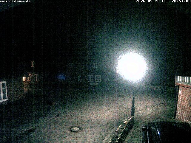Archived image Webcam Oldsum - Inner City