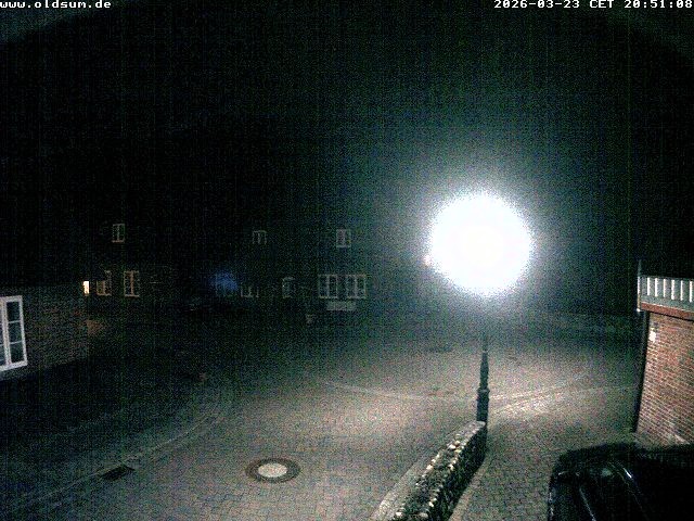 Archived image Webcam Oldsum - Inner City