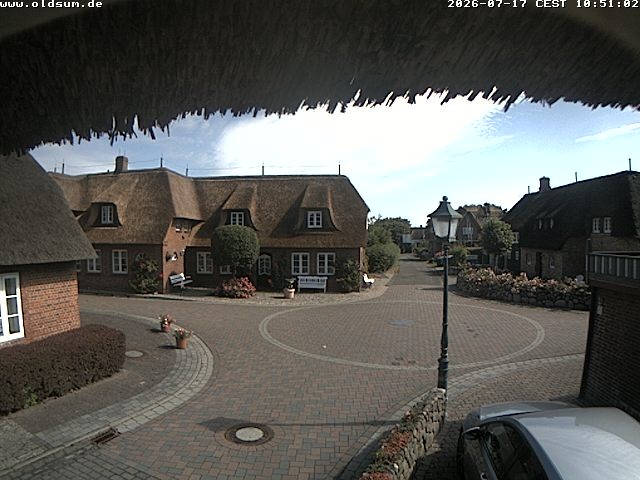 Archived image Webcam Oldsum - Inner City