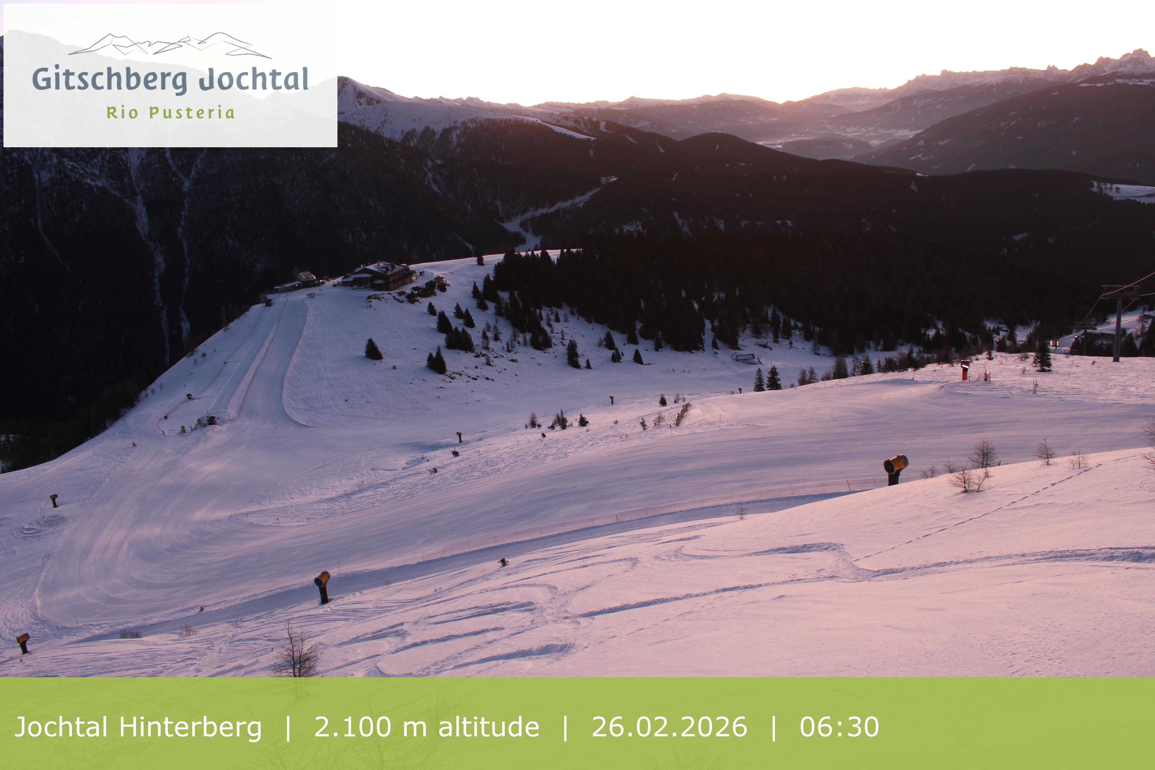 Archived image Webcam: View at Jochtal