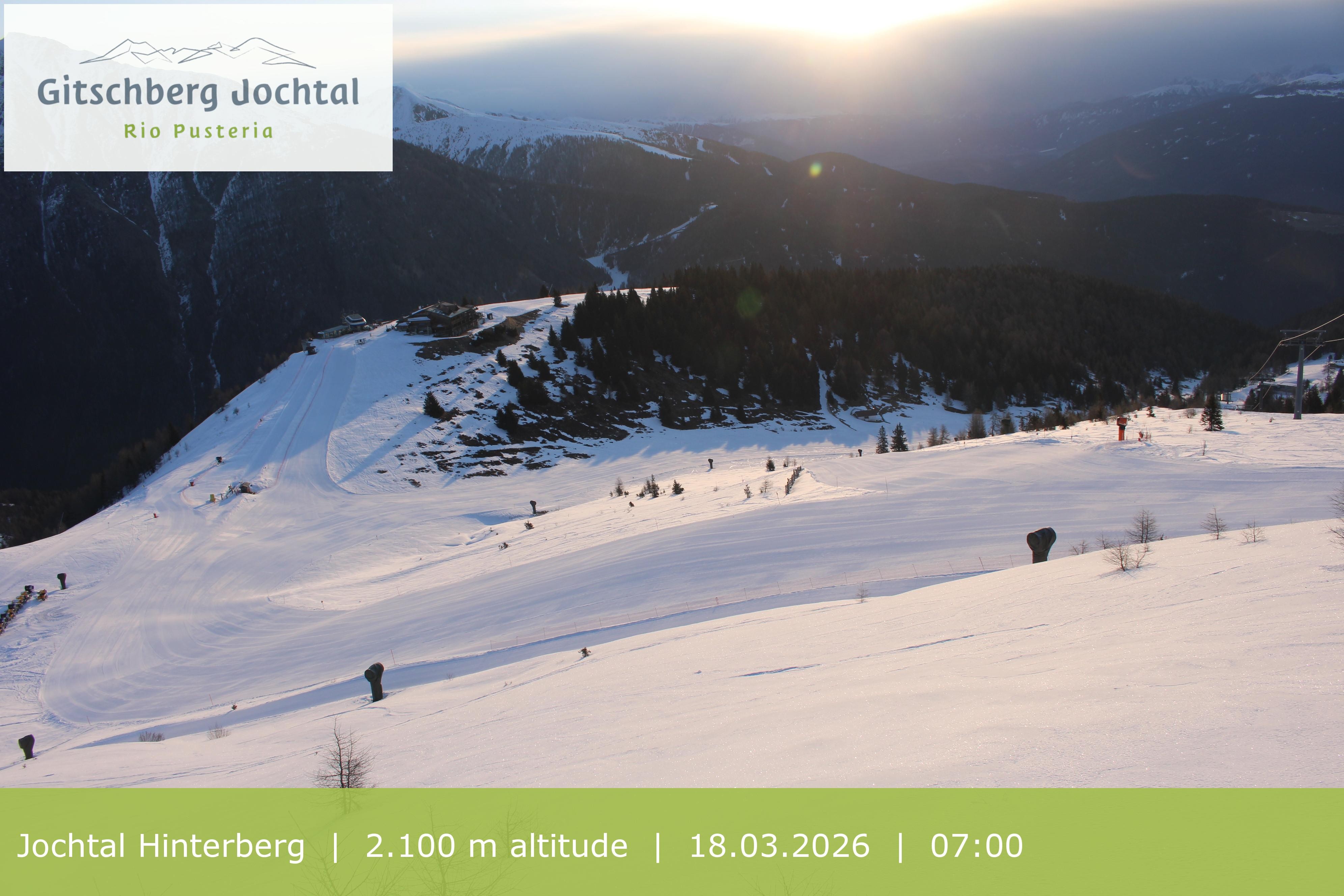 Archived image Webcam: View at Jochtal