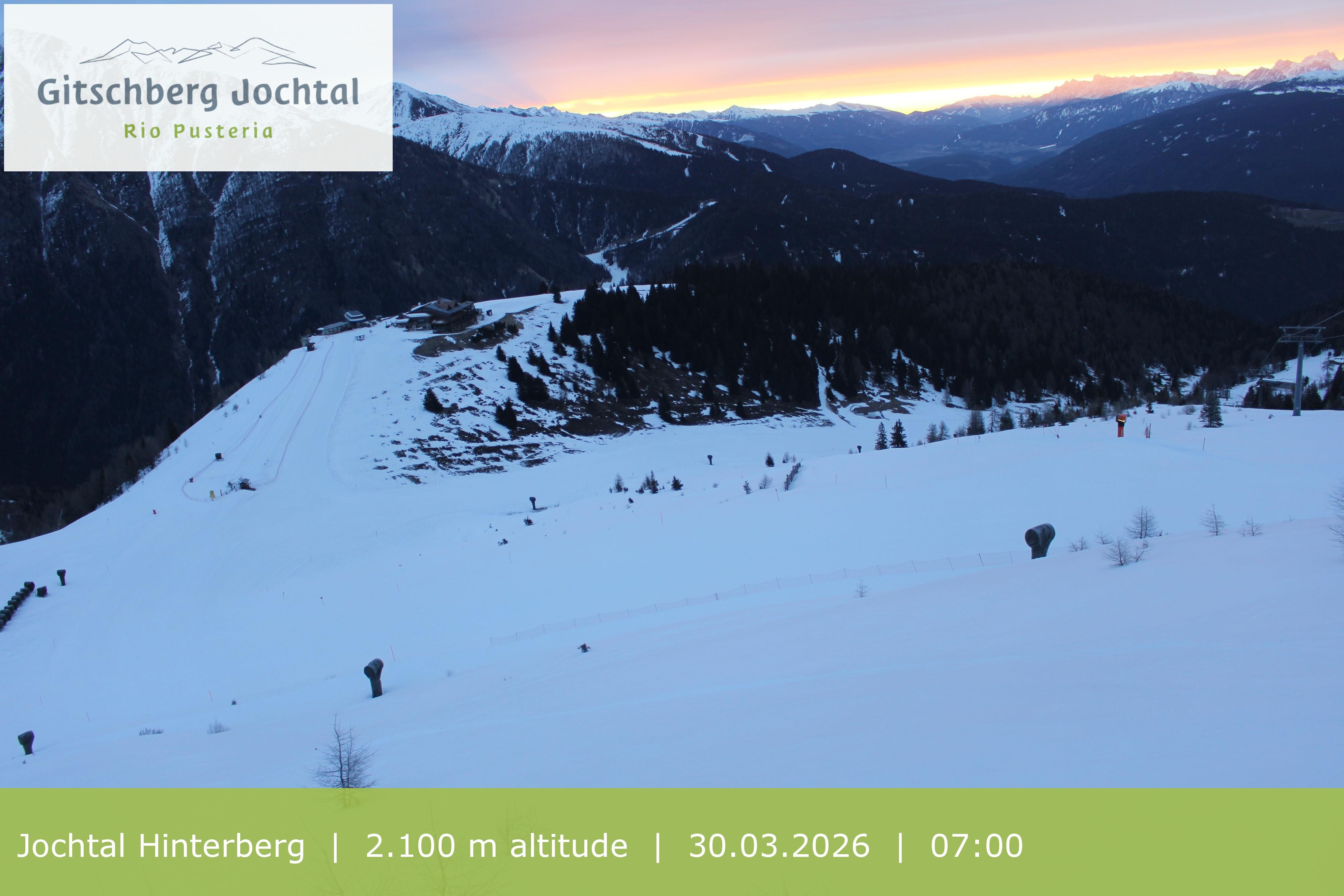 Archived image Webcam: View at Jochtal