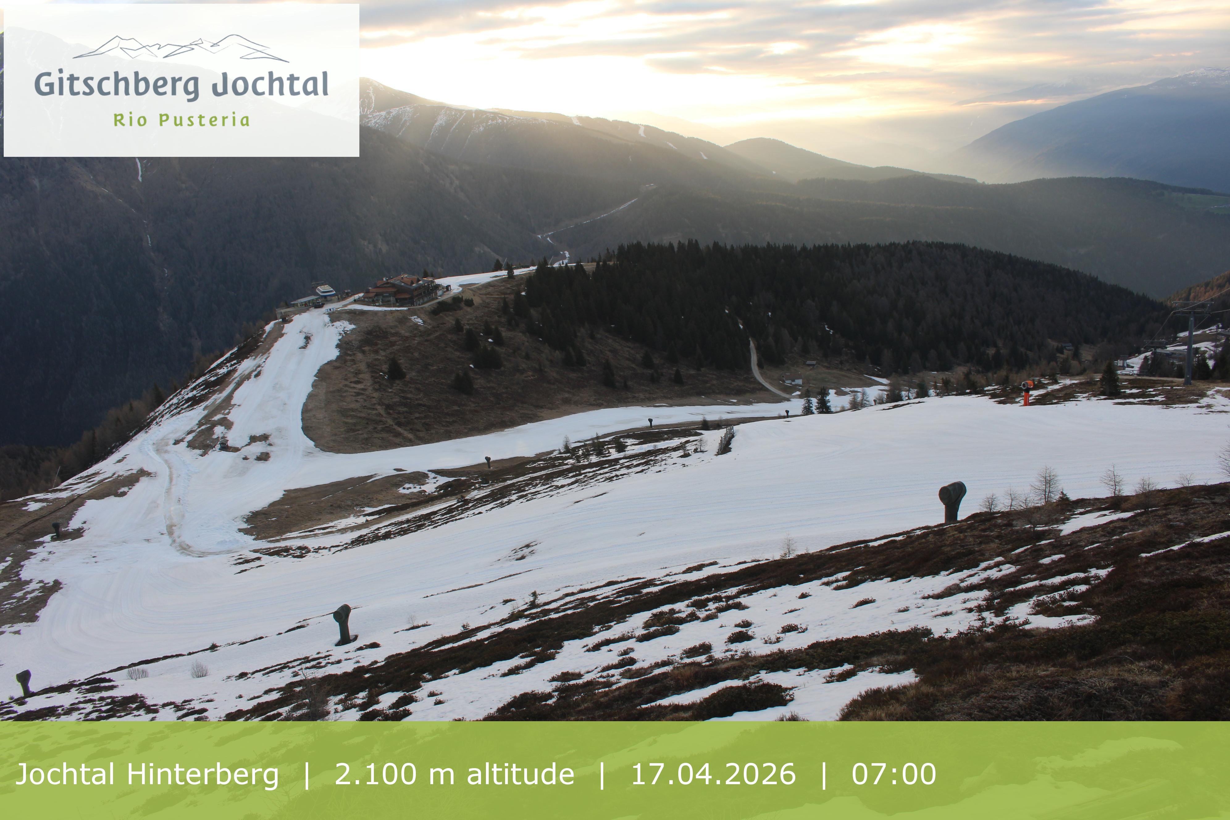 Archived image Webcam: View at Jochtal