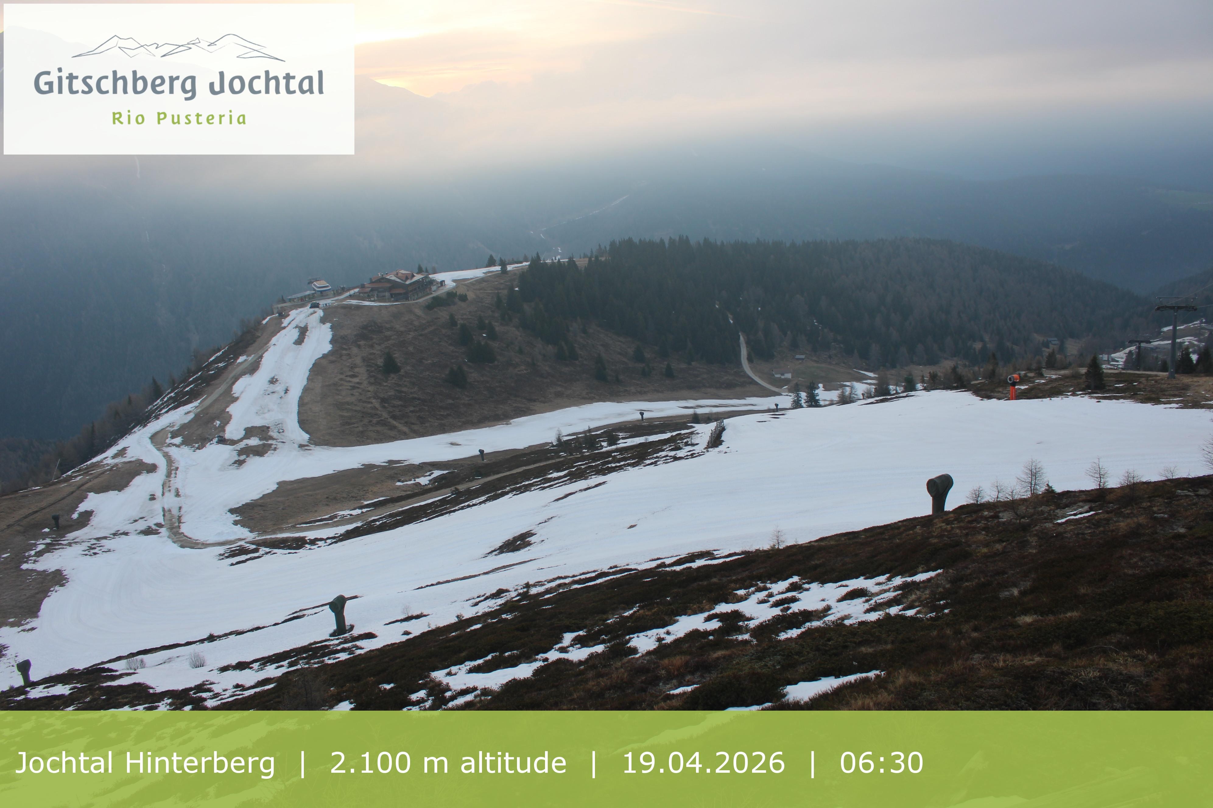 Archived image Webcam: View at Jochtal