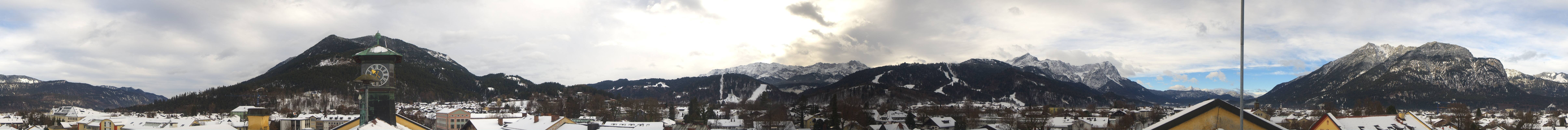 Archiv Foto Webcam Panoramablick Rathaus Garmisch-Partenkirchen