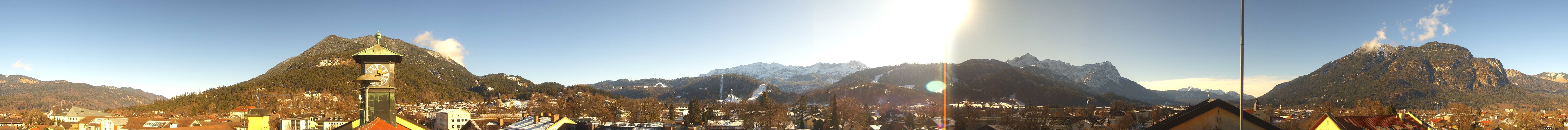 Archiv Foto Webcam Panoramablick Rathaus Garmisch-Partenkirchen