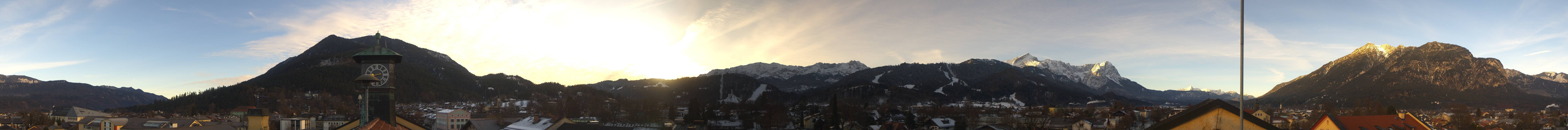 Archiv Foto Webcam Panoramablick Rathaus Garmisch-Partenkirchen