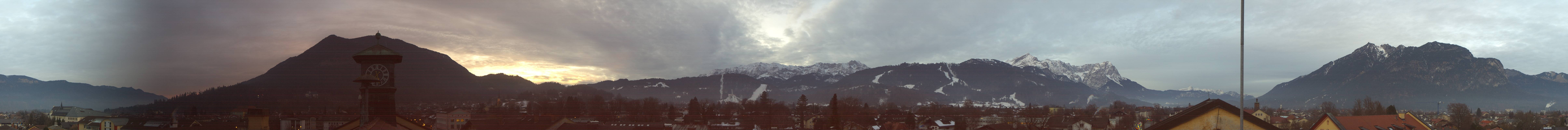 Archiv Foto Webcam Panoramablick Rathaus Garmisch-Partenkirchen