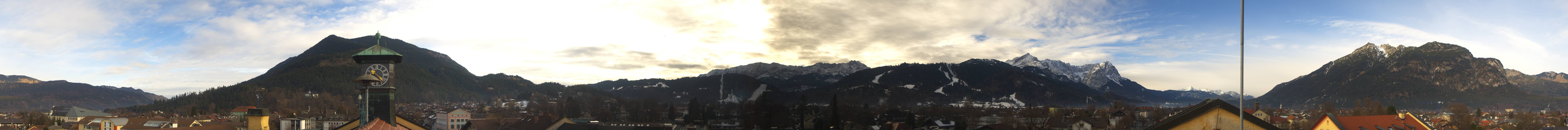Archiv Foto Webcam Panoramablick Rathaus Garmisch-Partenkirchen
